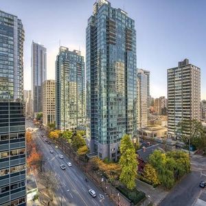 One bed One Bath Apartment - Coal Harbour - Photo 2