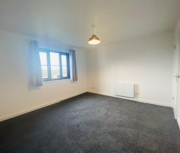 2 bed apartment to rent in River Meadows, Water Lane, EX2 - Photo 3