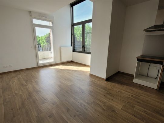 Location Appartement 1 pièce 33m² ROUBAIX 59100 - Photo 1