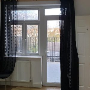 1 bedroom semi-detached house to rent - Photo 2