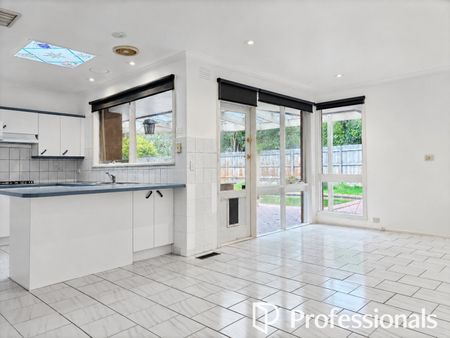 Spacious Family Home in Brentwood Secondary College & Mount View Primary School Zones - Photo 5