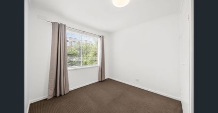 2 Bedroom in great location - Photo 4