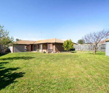 Comfortable living in quite court location - Photo 2