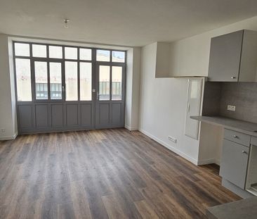 Location Appartement 2 pièces 38m² BURIE 17770 - Photo 1