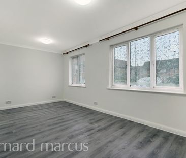 Trevithick Close, Feltham - Photo 3