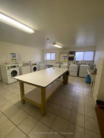 For Lease - 2135 Avenue Road Unit# 205, Toronto, Ontario - Photo 4