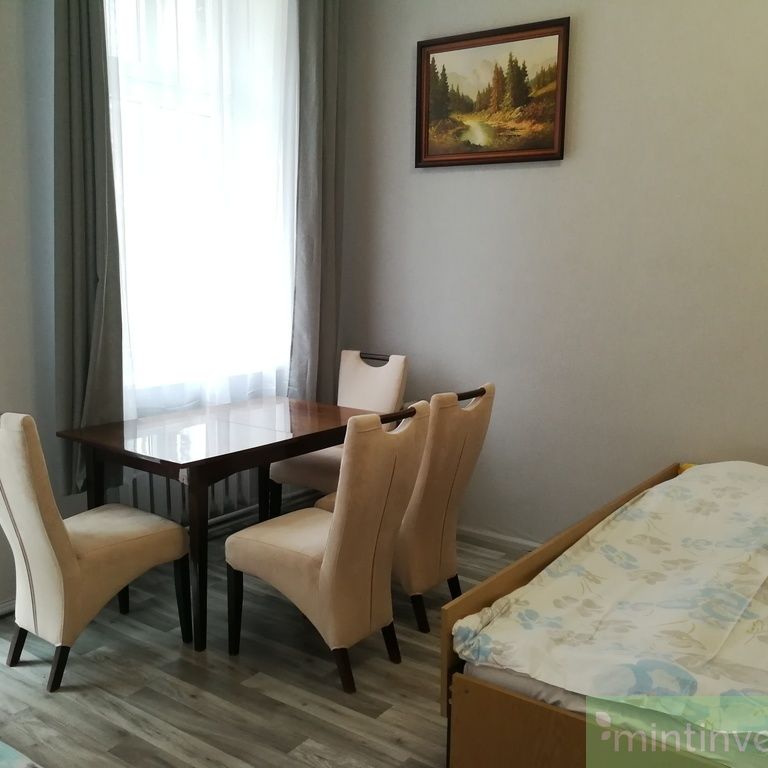 Mieszkanie pracownicze, dla 10-12 osób, centrum - Photo 1