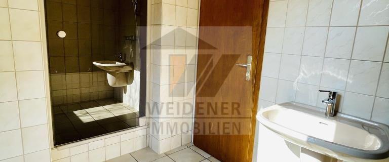 Große 2,5-Raum-Wohnung mit Wanne und Dusche! Maisonette! - Foto 1