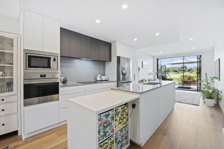 Spacious Three Bedroom in Braddon! - Photo 2