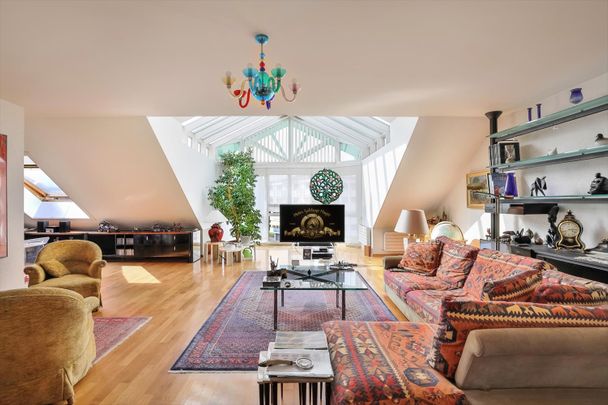 4.5 Zimmer, 162 m², 3. Stock - Photo 1