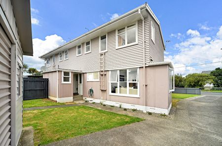 PAPAKURA, 3 BEDROOMS - Photo 3