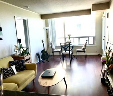 All Inclusive 2Br 1Wr Condo At Yonge/North York Ctr Subway - Photo 2