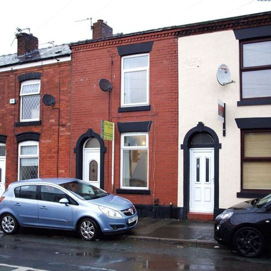 2 bed terraced house to rent in Curzon Road, Ashton-Under-Lyne, OL6 - Photo 1