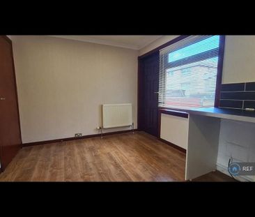 2 bedroom end of terrace house to rent - Photo 1