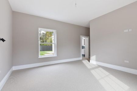 The Cottage, 19 Cromlyn Wood, Royal Hillsborough, BT26 6XT - Photo 4