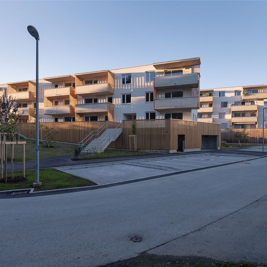 Schöne 4-Zimmer-Wohnung mit Balkon - Foto 2