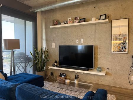 River City II Lofts 32 , #905 - Photo 2