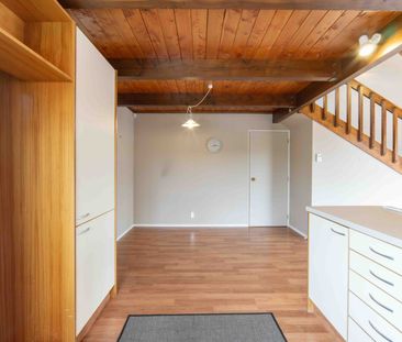 Three Bedroom Oasis - Photo 6