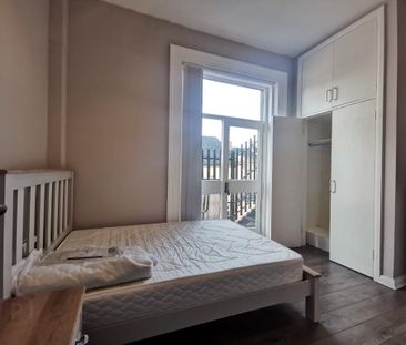 Room 4, 34 Northland Road, Londonderry, BT48 7NA - Photo 3