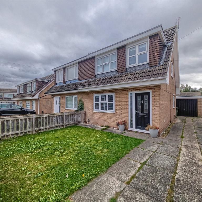 3 bedroom semi-detached house to rent - Photo 2