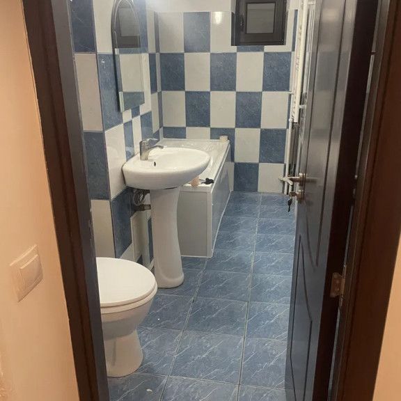 Vitan mall etaj 1 vlaicu voda - Photo 1