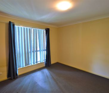 Convenient Unit Close to Amenties&excl; - Photo 2