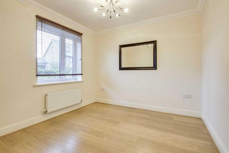 4 bedroom townhouse to rent - Photo 3