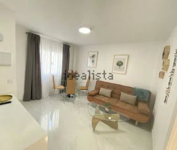 Alquiler de piso en Calle Quemada - Photo 2