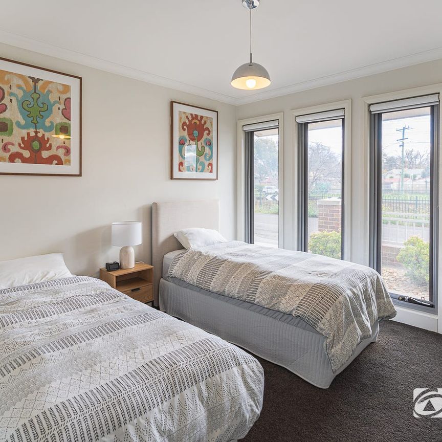 1/19 Creek Street, Bendigo, Vic 3550 - Photo 1