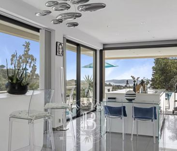 LOCATION SAISONNIÈRE - GRIMAUD - VUE MER - 4 CHAMBRES - Photo 3