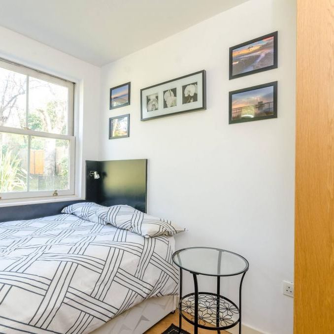 Flat 07 Finchley Road, Hampstead NW3 7AJ - Photo 1