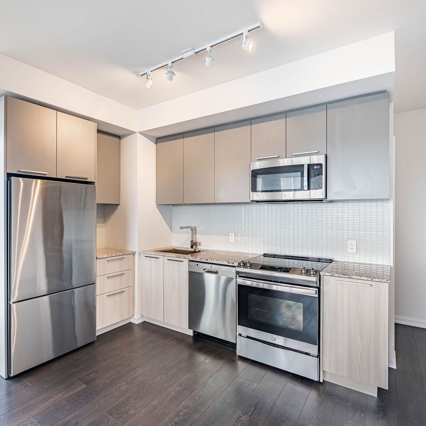 For Lease - 4208 Dundas Street Unit# 513, Toronto, Ontario - Photo 1