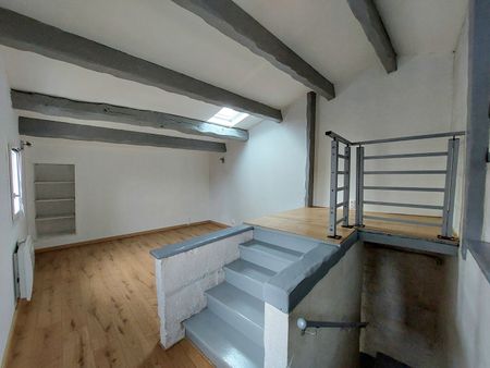 Location Appartement 3 pièces 55m² - Photo 2