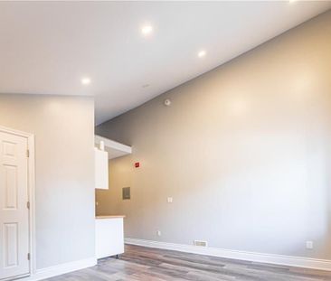 For Lease - 70 Victoria Avenue Unit# #2, Hamilton, Ontario - Photo 1