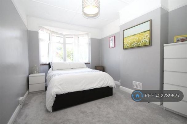 3 bedroom terraced house to rent - Photo 1