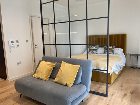 Studio to rent - Photo 1