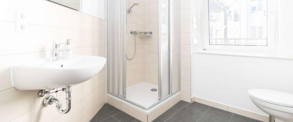 JETZT MIETEN // Bestlage in der Südvorstadt // 2 Zimmer mit Tageslichtbad und Einbauküche - Photo 1