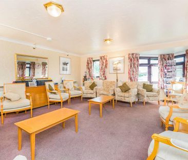 1 bedroom retirement property to rent - Photo 2