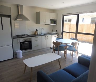 Two weeks free rent on a fixed 12 month tenancy! - Photo 2