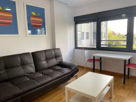 Calle de Bausa, Madrid, Community of Madrid 28033 - Foto 3