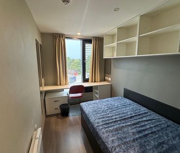 1 Bed Flat, Hales St, CV1 - Photo 2