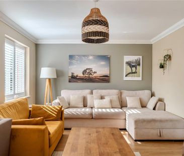 4 bedroom detached house to rent - Photo 1