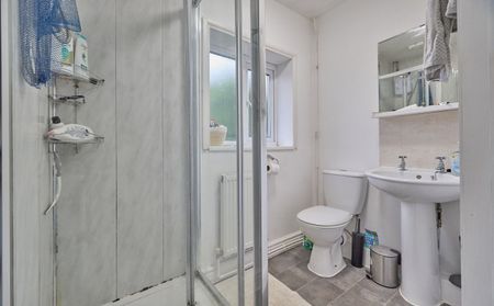 459 New Ashby Road - Engineering Side & 50 Week ContractLoughborough - Photo 4