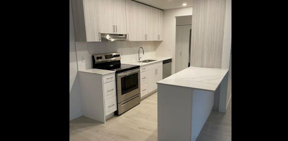 Blueridge Apartments - Photo 2