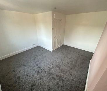 Wellington Road, Bilston - Photo 3