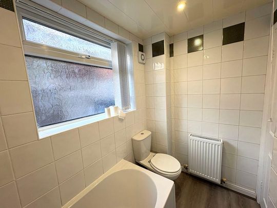 2 bed lower flat to rent in NE33 - Photo 1