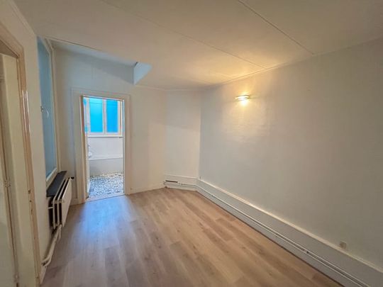 Appartement te huur - Photo 1