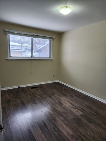 For Lease - 49 Alderbury Crescent, Brampton, Ontario - Photo 3