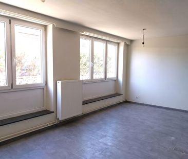 TE HUUR: Gelijkvloers appartement met één slaapkamer te Beringen! - Photo 2