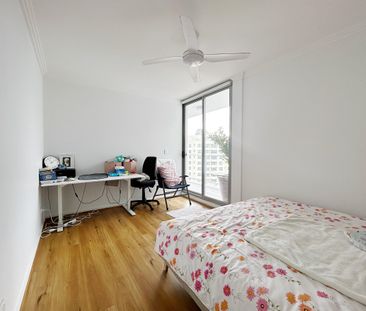 Luxury 2 Bedroom Apartment for Rent in the Centre of Parramatta - Photo 5